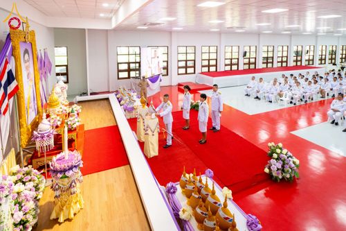 ภาพ No.227216:วันอังคารที่ 3 มิถุนายน พ.ศ. 2568 นายอำเภอคลองหลวง นำพสกนิกรรวมใจภักดิ์ สมเด็จพระนางเจ้าฯ พระบรมราชินี เนื่องในโอกาสวันเฉลิมพระชนมพรรษา ณ อาคารปลูกศรัทธา 2 วัดพระธรรมกาย อ.คลองหลวง จ.ปทุมธานี