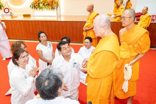 ภาพ No.238955:วันเสาร์ที่ 16 สิงหาคม พ.ศ. 2568 งานบุญประจำปี ครั้งที่ 20 พิธีทักษิณานุปทานแด่บรรพชน ตระกูลผ่องสวัสดิ์และหมู่ญาติที่ล่วงลับไปแล้ว ณ พระมหาเจดีย์ทัตตชีโว ศูนย์อบรมเยาวชนกาญจนบุรี