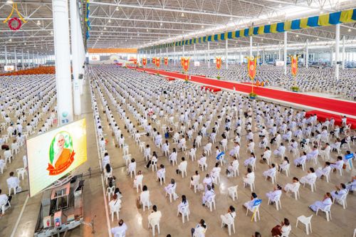 ภาพ No.209266:วันเสาร์ที่ 1 มีนาคม พ.ศ. 2568 สัมมนาใหญ่ ผู้นำบุญ 10,000 คน เพื่องานมหาสังฆทาน 40,000 กว่าวัดทั่วประเทศ ณ สภาธรรมกายสากล วัดพระธรรมกาย