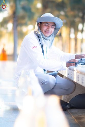 ภาพ No.198855:V.50 สารพัดV สารพัดดี ที่ธรรมยาตรา ในโครงการธรรมยาตรา กตัญญูบูชา มหาปูชนียาจารย์ พระมงคลเทพมุนี(สด จนฺทสโร) พระผู้ปราบมาร อนุสรณ์สถาน 7 แห่ง ปีที่ 13 ระหว่างวันที่ 2-31 มกราคม พ.ศ. 2568