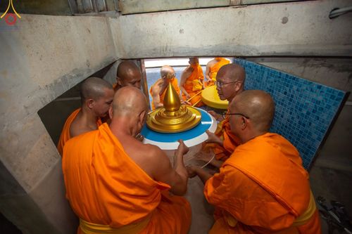 ภาพ No.129478:พิธีประดิษฐานพระบรมสารีริกธาตุ ณ มหารัตนะเจดีย์สิริปทุมสวรรค์ ศูนย์ปฏิบัติธรรมภาคใต้ อ.บางกล่ำ จ.สงขลา วันที่ 10 มีนาคม พ.ศ.2567