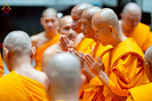 ภาพ No.277859:วันเสาร์ที่ 6 ธันวาคม พ.ศ. 2568 พิธีบรรพชาอุปสมบทและพิธีถวายบาตร โครงการอุปสมบทบูชาธรรมมหาปูชนียาจารย์ ประจำปี พ.ศ.2568 โครงการบวชพระนานาชาติ AEC และ WAB รุ่น CEO (นักบริหาร) รุ่นที่ 5 ณ มหาธรรมกายเจดีย์ วัดพระธรรมกาย
