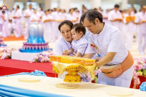 ภาพ No.154632:พิธีทอดผ้าป่าสมทบกฐินวัดพระธรรมกาย และสมทบกฐิน 30,000 วัดทั่วไทย ครั้งที่ 2 ณ สภาธรรมกายสากล วัดพระธรรมกาย วันอังคารที่ 17 กันยายน พ.ศ. 2567