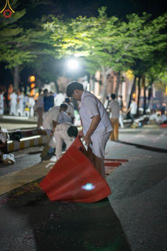 ภาพ No.121903:V.22 ต่อไป การเตรียมงาน เก็บงาน การรับบุญของเจ้าหน้าที่หน่วยงานต่างๆ เพื่อโครงการธรรมยาตรา กตัญญูบูชา มหาปูชนียาจารย์ พระมงคลเทพมุนี (สด จนฺทสโร) พระผู้ปราบมาร อนุสรณ์สถาน 7 แห่ง ปีที่ 12 ระหว่างวันที่ 2 - 31 มกราคม พ.ศ.2567