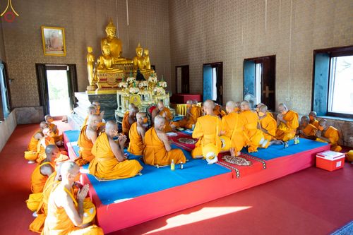 ภาพ No.66362:พิธีอุปสมบทวัดวรนายกรังสรรค์เจติยบรรพตาราม อ.บางปะหัน จ.พระนครศรีอยุธยา รับบุญจัดงานโดยศูนย์อบรมเยาวชนบางปะหัน และสำนักศรัทธาภิบาล เมื่อวันที่ 7 ธันวาคม พ.ศ. 2565