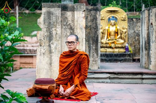 ภาพ No.176076:พิธีทอดผ้าป่าสมทบกฐิน ณ วัดพุทธคยา บานา วิหาร เมืองคยา รัฐพิหาร ประเทศอินเดีย โดยมูลนิธิธรรมกาย ในนามหลวงพ่อธัมมชโย  วันที่ 12 พฤศจิกายน พ.ศ. 2567