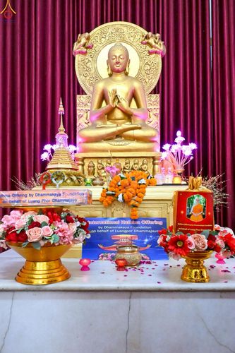 ภาพ No.263385:วันที่ 17 ตุลาคม พ.ศ. 2568 ทอดกฐินสมทบวัดต่างประเทศ ณ วัดมหาโพธิเดลลี ประเทศอินเดีย 