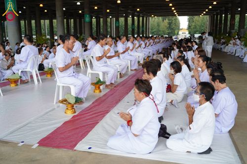 ภาพ No.143905:พิธีตัดปอยผมและปลงผมธรรมทายาท รุ่นเข้าพรรษา ณ มหาวิหารคด คอร์ 16 วัดพระธรรมกาย วันอาทิตย์ที่ 7 กรกฎาคม พ.ศ. 2567