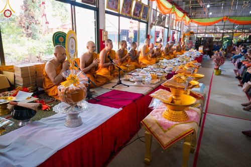 ภาพ No.93326:พิธีทอดกฐินสามัคคีทั่วไทย 5,000 วัด ณ วัดโสภณาราม จ.ปทุมธานี วันที่ 4 พฤศจิกายน พ.ศ. 2566