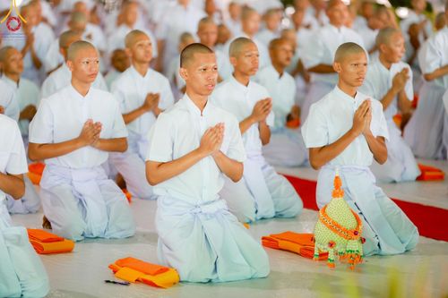 ภาพ No.134113:พิธีบรรพชาสามเณร โครงการบรรพชาสามเณร ฟื้นฟูพระพุทธศาสนาทั่วไทย ศูนย์อบรมวัดพระธรรมกาย วันเสาร์ที่ 6 เมษายน พ.ศ. 2567