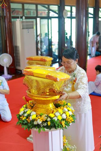 ภาพ No.254421:วันที่ 11 ตุลาคม พ.ศ. 2568 พิธีทอดกฐินสามัคคีทั่วไทย 30,000 วัด โดยคณะศิษยานุศิษย์ บูชาธรรม 81 ปี หลวงพ่อธัมมชโย ณ วัดกลางธนรินทร์ อ.พรหมบุรี จ.สิงห์บุรี