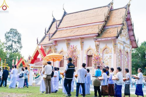 ภาพ No.179147:พิธีทอดกฐิน ณ วัดปราโมทย์อันธวัน อ.เมือง จ.นครพนม ในโครงการกฐินสามัคคีทั่วไทย 30,000 วัด บูชาธรรม 80 ปี หลวงพ่อธัมมชโย โดยคณะศิษยานุศิษย์วัดพระธรรมกาย วันที่ 23 ตุลาคม พ.ศ. 2567