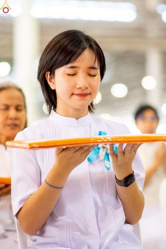 ภาพ No.277443:วันอาทิตย์ต้นเดือนที่ 7 ธันวาคม พ.ศ.2568 พิธีทอดผ้าป่าต้นสมบัติจักรพรรดิ ณ สภาธรรมกายสากล วัดพระธรรมกาย