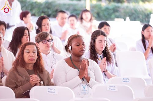 ภาพ No.179804:พิธีทอดกฐินบรมจักรพรรดิ สร้างอุโบสถ 80 ปี บูชาธรรมหลวงพ่อธัมมชโย ณ วัดพระธรรมกายแคลิฟอร์เนีย ประเทศสหรัฐอเมริกา วันอาทิตย์ที่ 10 พฤศจิกายน พ.ศ. 2567
