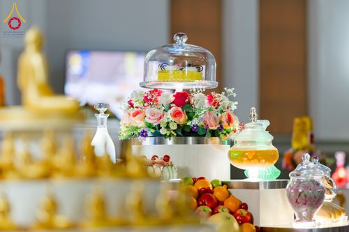 ภาพ No.232720:วันอาทิตย์ที่ 6 กรกฏาคม พ.ศ. 2568 พิธีบูชาข้าวพระ ณ วัดพระธรรมกายนอร์ธสวีเดน