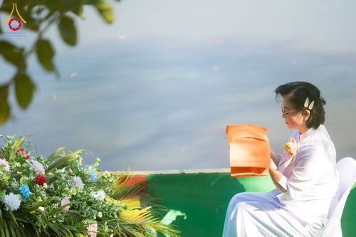 ภาพ No.175435:พิธีทอดกฐินสามัคคี ณ ศูนย์ปฏิบัติธรรมแก้วมงคลสกลนคร(หนองหาร) ต.ท่าแร่ อำเภอเมือง จังหวัดสกลนคร วันที่ 15 พฤศจิกายน พ.ศ. 2567