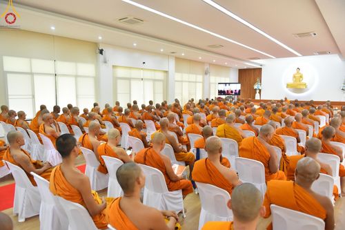 ภาพ No.132432:พิธีถวายมหาสังฆทานจันทบุรี 132 วัด บูชาธรรม 80 ปี หลวงพ่อธัมมชโย วันจันทร์ที่ 25 มีนาคม พ.ศ. 2567 ณ ศูนย์ปฏิบัติธรรมจันทบุรี