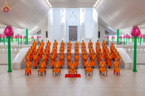 ภาพ No.275902:วันพุธที่ 3 ธันวาคม พ.ศ. 2568 พิธีบรรพชาอุปสมบท โครงการอุปสมบทบูชาธรรมมหาปูชนียาจารย์ ปี 2568 ณ โบสถ์พระไตรปิฏก วัดพระธรรมกาย