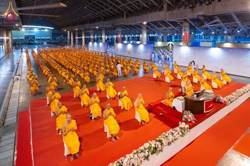 ภาพ No.187582:พิธีฉลองชัยสวดมนต์บทธัมมจักกัปปวัตนสูตร 7,000,000,000 จบ และพิธีสวดมนต์ข้ามปี วันที่ 31 ธันวาคม พ.ศ. 2567 ถึงวันที่ 1 มกราคม พ.ศ. 2568 ณ มหารัตนวิหารคด วัดพระธรรมกาย จ.ปทุมธานี