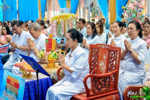 ภาพ No.166854:พิธีทอดกฐิน ณ วัดบัวผัน แขวงท่าข้าม เขตบางขุนเทียน กรุงเทพมหานคร ในโครงการกฐินสามัคคีทั่วไทย 30,000 วัด บูชาธรรม 80 ปี หลวงพ่อธัมมชโย โดยคณะศิษยานุศิษย์วัดพระธรรมกาย วันที่ 20 ตุลาคม พ.ศ. 2567