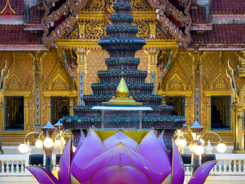 ภาพ No.127913:คณะพระธรรมยาตราฯ ปฎิบัติธรรมและถ่ายภาพหมู่ประวัติศาสตร์ ณ ลานหน้าพระปรางค์สามยอด วัดโคกสมานคุณ อ.หาดใหญ่ จ.สงขลา วันเสาร์ที่ 9 มีนาคม พ.ศ. 2567