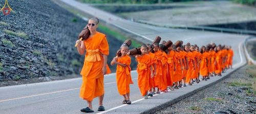 ภาพ No.218185:วันอังคารที่ 16 เมษายน พ.ศ. 2568 กิจกรรมสามเณรเดินธรรมยาตรา ในโครงการบรรพชา สามเณรภาคฤดูร้อนปี 2568 ศูนย์ปฏิบัติธรรมเขาคิชฌกูฏ จันทบุรี