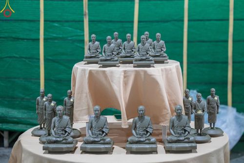 ภาพ No.123541:พิธีถวายสลากภัต แด่พระภิกษุสงฆ์ เพื่อโครงการธรรมยาตรา กตัญญูบูชา มหาปูชนียาจารย์ พระมงคลเทพมุนี (สด จนฺทสโร) พระผู้ปราบมาร อนุสรณ์สถาน 7 แห่ง ปีที่ 12 ระหว่างวันที่ 2 - 31 มกราคม พ.ศ.2567