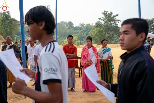 ภาพ No.127557:Photo Story ปฐมบรรพชาชาวพุทธมาร์มา Episode 2/5 วันที่ 6-7 กุมภาพันธ์ พ.ศ. 2567  โครงการบรรพชาครั้งประวัติศาสตร์ แห่งเทือกเขาจิตตะกอง  ครั้งแรกของชาวพุทธมาร์มา บังกลาเทศ บูชาธรรม 80 ปีหลวงพ่อธัมมชโย ณ วัดธัมจักร อรัญกุฏิ เมืองรัมการ์ คาร์กาชารี บังกลาเทศ