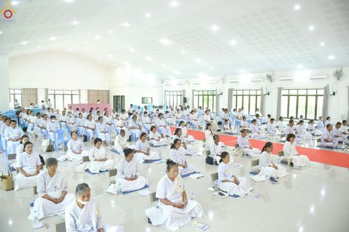 ภาพ No.246417:วันที่ 12-14 กันยายน พ.ศ. 2568 โครงการบวชอุบาสกแก้ว อุบาสิกาแก้ว รุ่นที่ 1 ผู้แทนทอดกฐินสามัคคีทั่วไทย 30,000 วัด จ.สระบุรี บูชาธรรม 81 ปี หลวงพ่อธัมมชโย ณ ศูนย์ปฏิบัติธรรมสระบุรี อ.พระพุทธบาท จ.สระบุรี