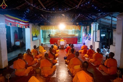 ภาพ No.141873:PhotoStory มหาศรัทธา ธรรมยาตราศรีลังกา EP.7 พิธีจุดวิสาขประทีป 6 วัด ถวายเป็น พุทธบูชา  โครงการสยาม-ลังกา ธรรมยาตรา  ฉลองเทศกาลวิสาขบูชาแห่งชาติ ศรีลังกา วันที่ 16 เดือนมิถุนายน พ.ศ. 2567