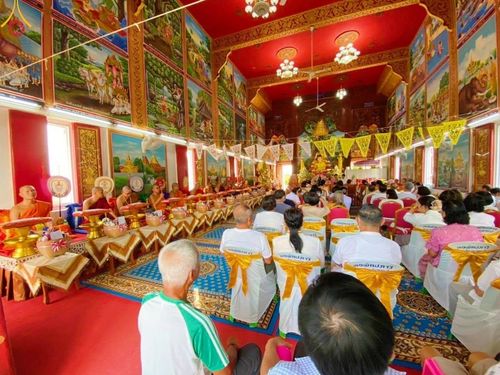 ภาพ No.162676:โครงการกฐินสามัคคีทั่วไทย 30,000 วัด บูชาธรรม 80 ปี หลวงพ่อธัมมชโย โดย คณะศิษยานุศิษย์วัดพระธรรมกาย ณ วัดแม่ยาก จ.ลำพูน วันที่ 19 ตุลาคม พ.ศ. 2567