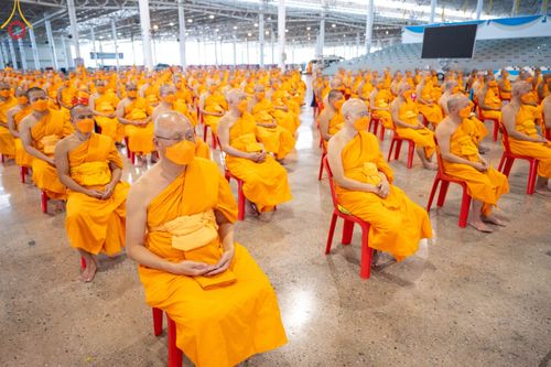 ภาพ No.102761:พิธีรับมอบต้นสมบัติจักรพรรดิ เพื่องานเผยแผ่พระพุทธศาสนาวิชชาธรรมกายไปทั่วโลก แด่ศูนย์ส่งเสริมศีลธรรมทั่วโลก 224 แห่ง วันอาทิตย์ที่ 17 ธันวาคม พ.ศ. 2566 ณ สภาธรรมกายสากล วัดพระธรรมกาย