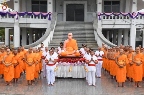 ภาพ No.96118:กฐินสามัคคี ฉลองวิหารพระมงคลเทพมุนี (สด จนฺทสโร) ณ ศูนย์ปฏิบัติธรรมภาคใต้ อ.บางกล่ำ จ.สงขลา วันที่ 19 พฤศจิกายน พ.ศ. 2566