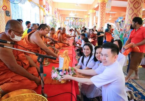 ภาพ No.96281:พิธีทอดกฐินสามัคคีทั่วไทย 5,000 วัด ณ วัดราษฎรบำรุง(วัดไก่หอบ) จ.ปทุมธานี วันที่ 19 พฤศจิกายน พ.ศ. 2566