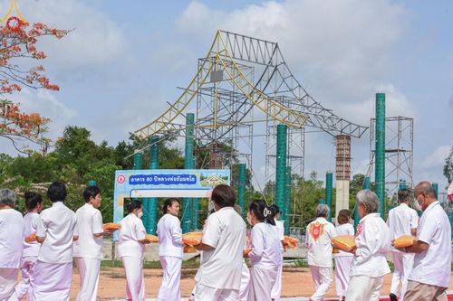 ภาพ No.137023:พิธีทอดผ้าป่าโครงสร้างเหล็กค้ำฟ้ามหามงคล อาคาร 80 ปี หลวงพ่อธัมมชโย ณ ศูนย์ปฏิบัติธรรมวิหารแดง ต.เจริญธรรม อ.วิหารแดง จ.สระบุรี วันที่ 19 พฤษภาคม พ.ศ. 2567