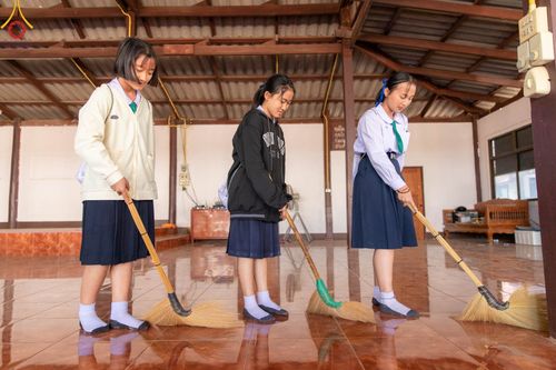 ภาพ No.105027:วันรวมพลังเด็กดี V-Star ผู้นำฟื้นฟูศีลธรรมโลก จังหวัดตาก ณ วัดดอนเจดีย์ อ.พบพระ จ.ตาก วันจันทร์ที่ 25 ธันวาคม พ.ศ. 2566