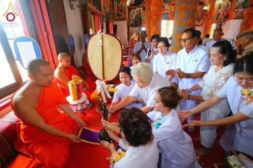 ภาพ No.165257:พิธีทอดกฐิน วัดศรีปูตา จ.เชียงราย ในโครงการกฐินสามัคคีทั่วไทย 30,000 วัด บูชาธรรม 80 ปี หลวงพ่อธัมมชโย โดยคณะศิษยานุศิษย์วัดพระธรรมกาย วันที่ 20 ตุลาคม พ.ศ. 2567