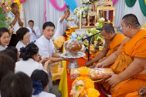 ภาพ No.266991:วันที่ 26 ตุลาคม พ.ศ. 2568 พิธีทอดกฐินสามัคคีทั่วไทย ณ วัดศรีคงคาราม ต.นาเกลือ อ.พระสมุทรเจดีย์ จ.สมุทรปราการ โดยคณะศิษยานุศิษย์ บูชาธรรม 81 ปี หลวงพ่อธัมมชโย