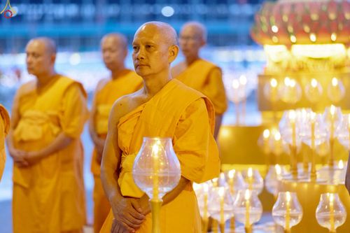 ภาพ No.241144:วันพุธที่ 27 สิงหาคม พ.ศ. 2568 พิธีฉลองชัยสวดมนต์ บทธัมมจักกัปปวัตตนสูตร ครบ 7,650,575,757 จบ ในวันธรรมชัย วัดพระธรรมกาย