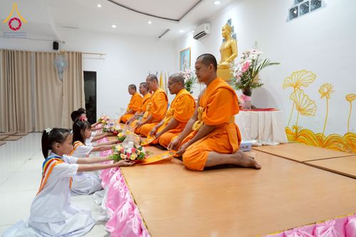 ภาพ No.227540:วันที่ 7 มิถุนายน พุทธศักราช 2568 วิสาขบูชาบนเกาะสุมาตรา ถวายเป็นพระราชกุศล แด่ “สมเด็จพระนางเจ้าสุทิดา พระบรมราชินี”