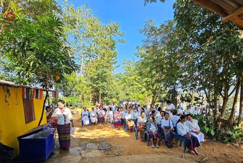 ภาพ No.178767:พิธีทอดกฐิน ณ ที่พักสงฆ์ปุญญวนาราม (พระธาตุม่อนวังผา หรือ อาศรมม่อนเผด) ต.ศิลาแลง อ.ปัว จ.น่าน ในโครงการกฐินสามัคคีทั่วไทย 30,000 วัด บูชาธรรม 80 ปี หลวงพ่อธัมมชโย โดยคณะศิษยานุศิษย์วัดพระธรรมกาย วันที่ 10 พฤศจิกายน พ.ศ. 2567