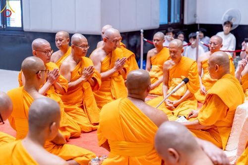 ภาพ No.217419:วันเสาร์ที่ 12 เมษายน พ.ศ. 2568 พิธีอุปสมบท ในโครงการอุปสมบทหมู่ บูชาธรรมหลวงพ่อธัมมชโย, โครงการธรรมทายาท ระดับอุดมศึกษา รุ่นที่ 52 ,  โครงการบวชพระนานาชาติ AEC & WAB CEO รุ่นที่ 4 ณ วัดพระธรรมกาย