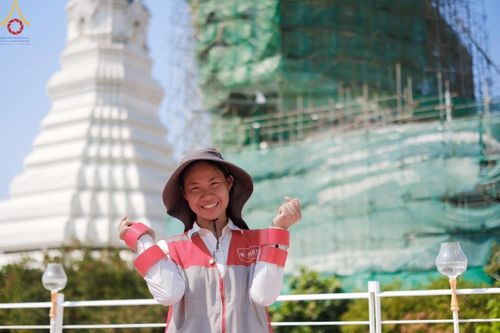 ภาพ No.208043:V.55 สารพัดV สารพัดดี ที่วัดพระธรรมกาย ในโครงการธรรมยาตรา กตัญญูบูชา มหาปูชนียาจารย์ พระมงคลเทพมุนี (สด จนฺทสโร) พระผู้ปราบมาร อนุสรณ์สถาน 7 แห่ง ปีที่ 13 ระหว่างวันที่ 2-31 มกราคม พ.ศ. 2568