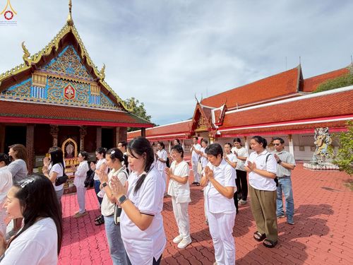 ภาพ No.250150:วันพุธที่ 8 ตุลาคม พ.ศ. 2568 พิธีทอดกฐินสามัคคีทั่วไทย 30,000 วัด โดยคณะศิษยานุศิษย์ บูชาธรรม 81 ปี หลวงพ่อธัมมชโย ณ วัดดอนไก่ดี อ.กระทุ่มแบน จ.สมุทรสาคร