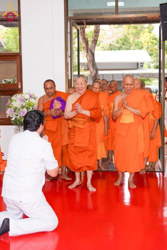 ภาพ No.315103:วันจันทร์ที่ 23 มีนาคม พ.ศ. 2569 พิธีบำเพ็ญกุศล คุณพ่อณรงค์ จินตมากุล  สิริอายุ 99 ปี 11 เดือน โยมบิดา พระครูปลัดรัตนวีรวัฒน์ (รังสฤษดิ์ อิทฺธิจินตโก) ที่ปรึกษาเจ้าคณะจังหวัดปทุมธานี เจ้าอาวาสวัดพระธรรมกาย  ณ ห้องปลูกศรัทธา 2 วัดพระธรรมกาย ปทุมธานี