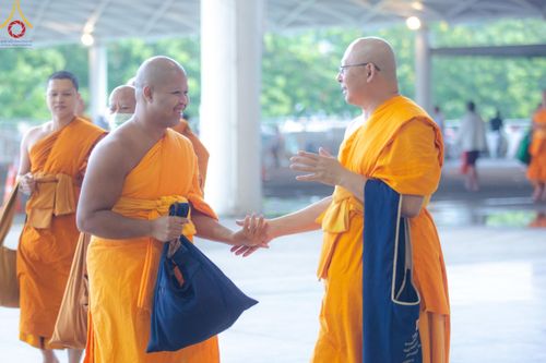 ภาพ No.146743:การต้อนรับพระสังฆาธิการ 2,000 กว่าวัดทั่วประเทศ และพิธีบูชาข้าวพระ เนื่องในวันสมาธิโลก วันอาทิตย์ที่ 4 สิงหาคม พ.ศ. 2567 ณ สภาธรรมกายสากล วัดพระธรรมกาย