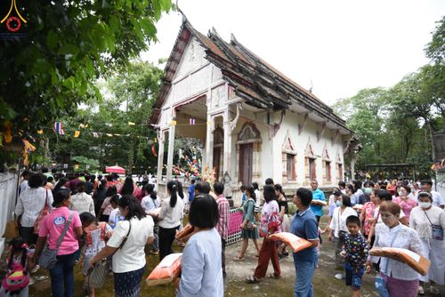 พิธีทอดกฐินสามัคคีทั่วไทย 5,000 วัด และกฐินเด็กดีวีสตาร์ ณ วัดเขาลาดวนาราม อ.แก่งคอย จ.สระบุรี วันที่ 26 พฤศจิกายน พ.ศ. 2566