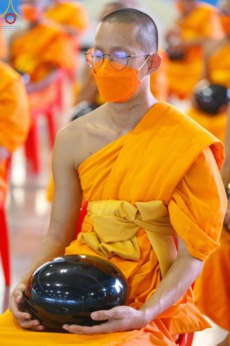 ภาพ No.126477:พิธีตักบาตร ในวันอาทิตย์ต้นเดือนที่ 3 มีนาคม พ.ศ. 2567 ณ บ้านแก้วเรือนทองคุณยายฯ วัดพระธรรมกาย