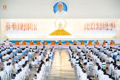 ภาพ No.91116:พิธีร่วมบุญกฐินสัมฤทธิ์ปีที่ 16 และกฐินสมทบวัดกัลยาณมิตรทั้งภายใน และต่างประเทศปีที่ 6 ณ บ้านแก้วเรือนทองคุณยายฯ วัดพระธรรมกาย วันเสาร์ที่ 21 ตุลาคม พ.ศ. 2566