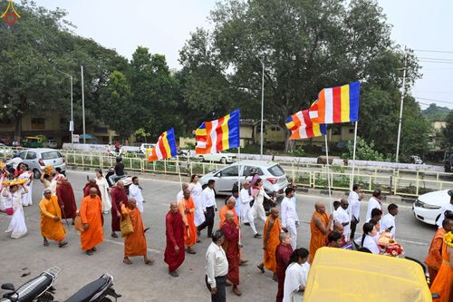 ภาพ No.263469:วันที่ 18 ตุลาคม พ.ศ. 2568 พิธีแห่กฐิน และกฐินสมทบหลวงพ่อ ธัมมชโย  ถวายแด่ วัดพุทธภูมิ เมืองโภปาล รัฐมัธยประเทศ ประเทศอินเดีย 